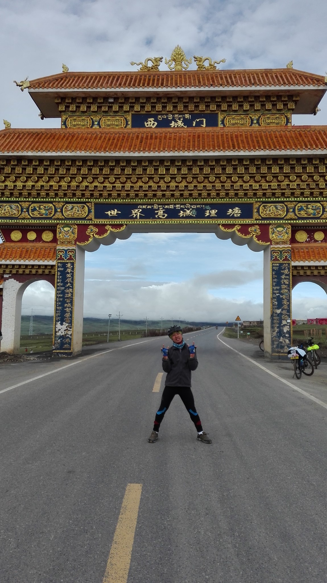 小海的川藏骑行游记——第十一天,理塘自助游攻略 - 马蜂窝