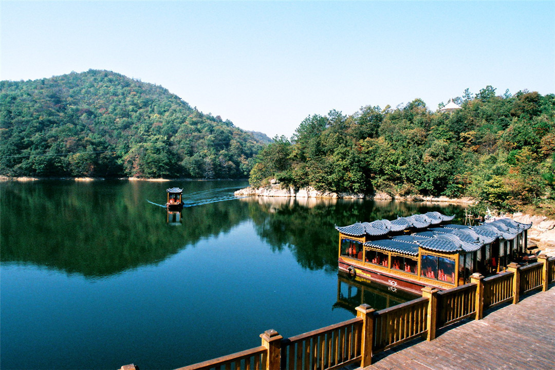 Mulan Heaven Lake