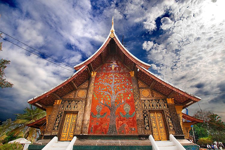 西双版纳泼水专线4日游(包含磨丁秀表演 通关费 版纳特色傣味大餐