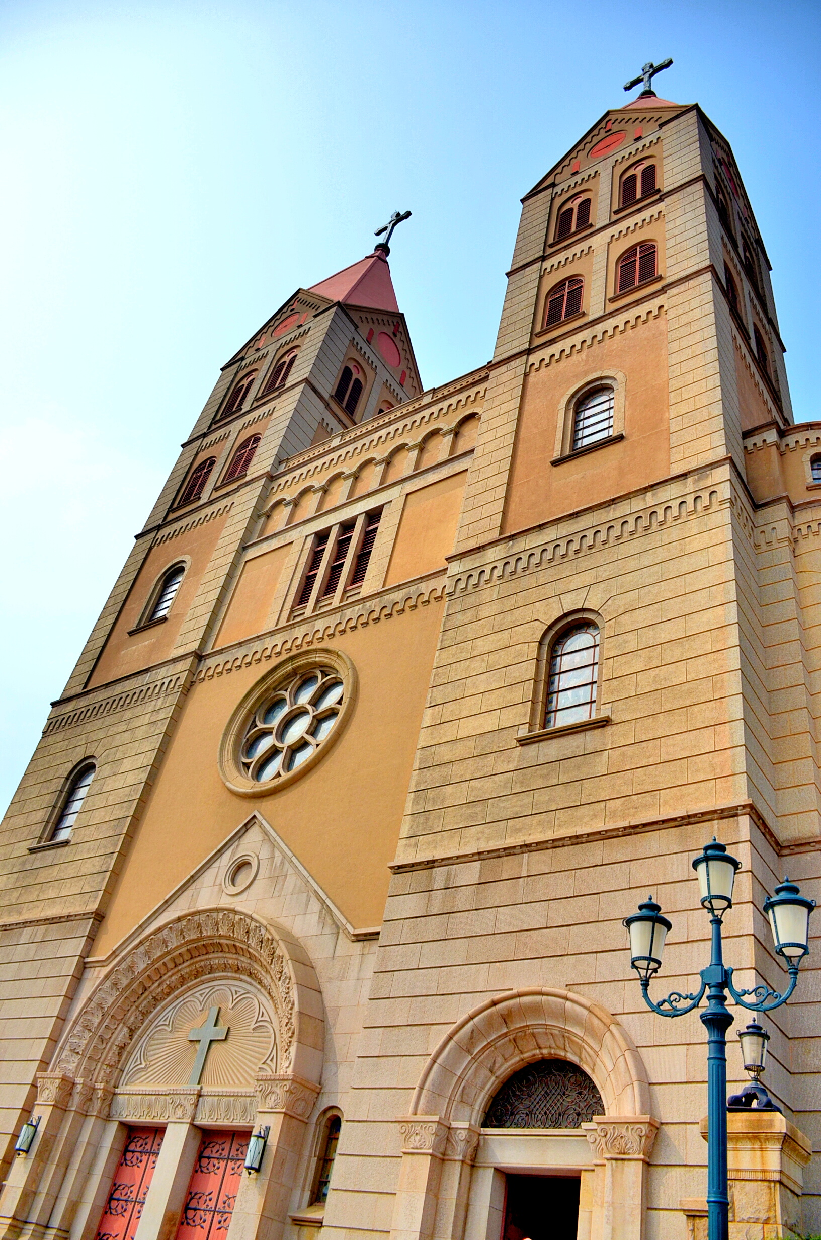 青岛有哪些教堂值得一去?