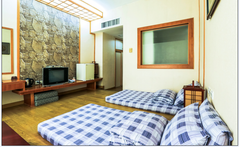 深圳小梅沙大酒店住宿一晚(小梅沙沙滩门票2张)