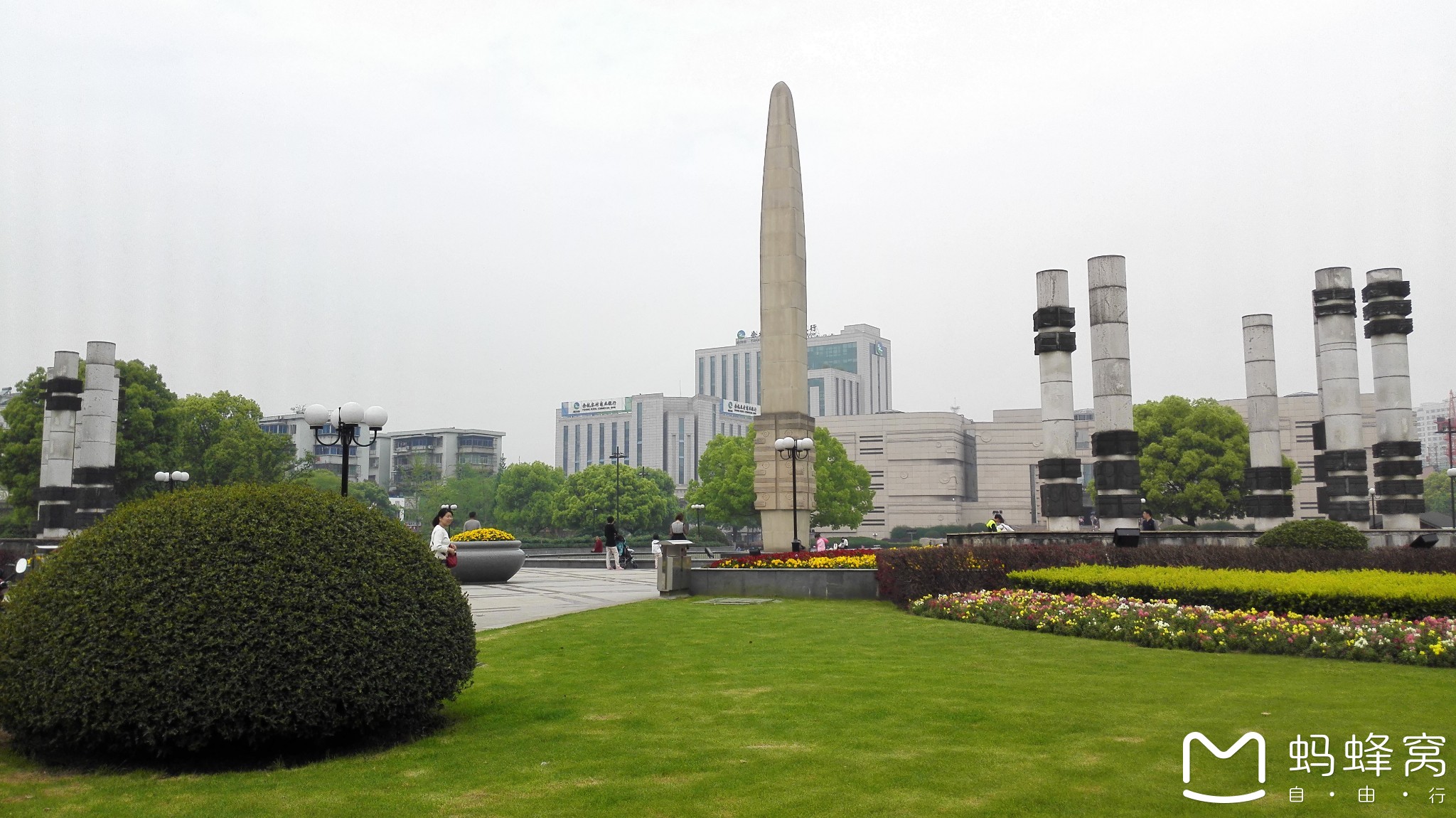 杭州余杭区临平的人民广场公园