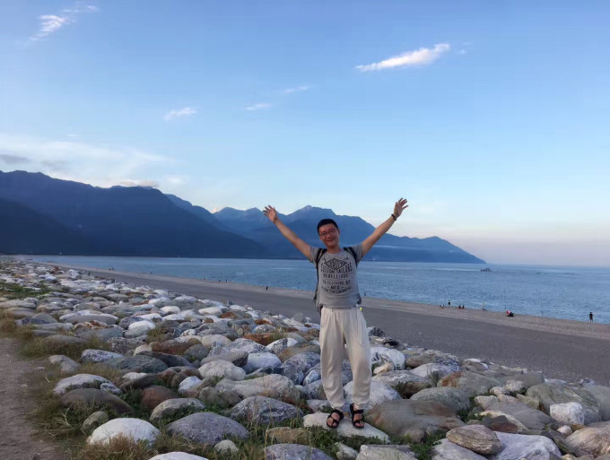 怎样可以长期待在台湾 wKgBEFpGAD-AMBEeAARDDow3U0M69.jpeg?imageView2%2F2%2Fw%2F680%2Fq%2F90%7CimageMogr2%2Fstrip%2Fquality%2F90