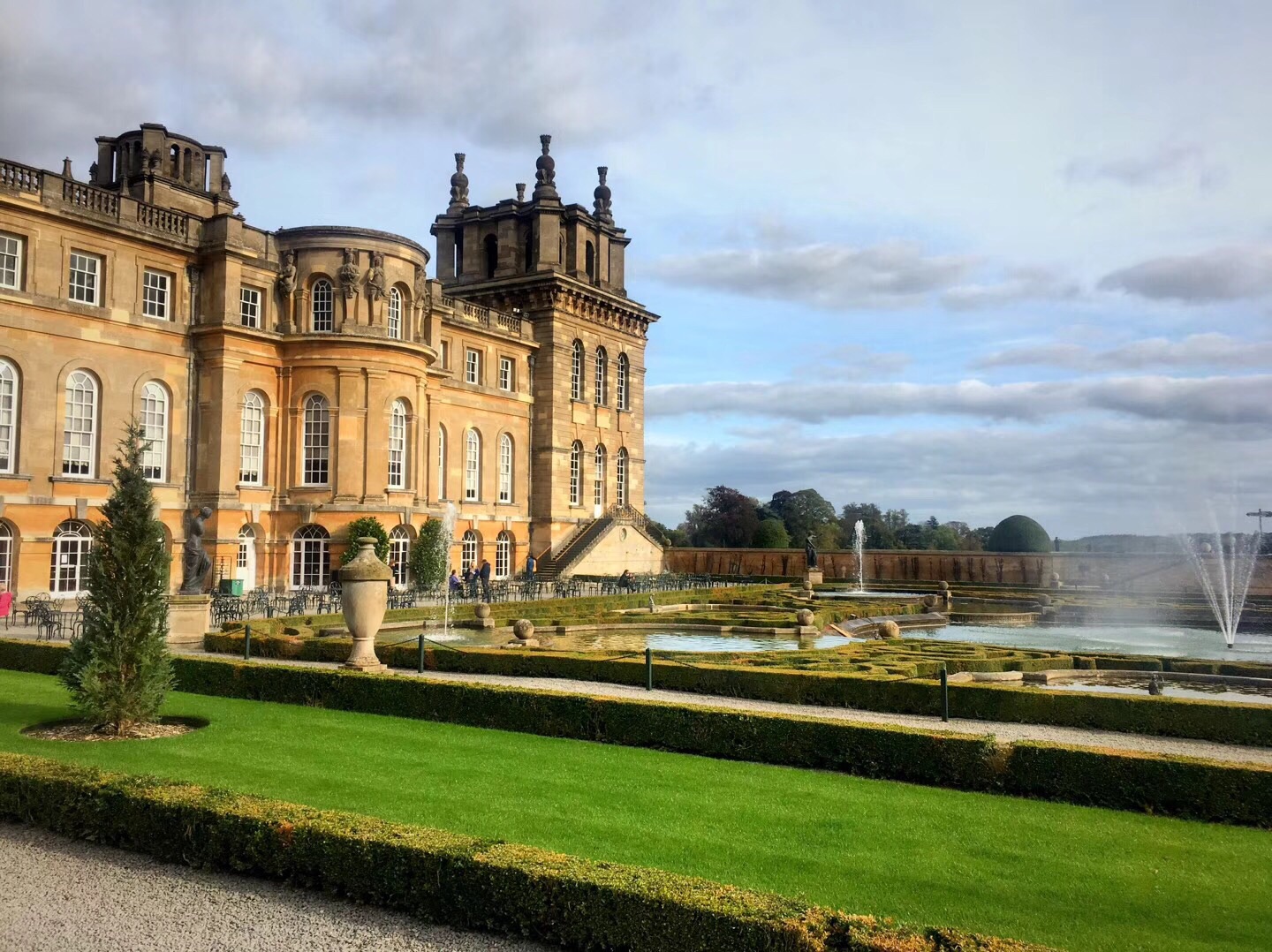 再踏英伦,触摸英国的灵魂(英国cotswolds乡村,古堡庄园10天游)