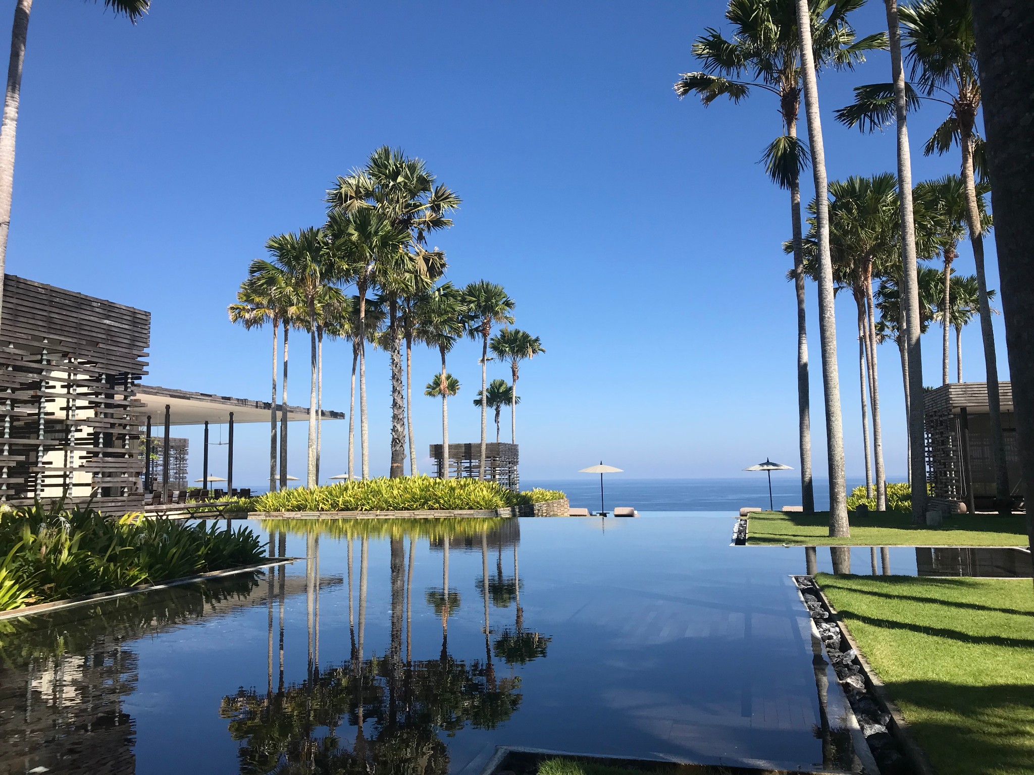 巴厘岛悬崖海景度假村排行榜,一生必住一次的