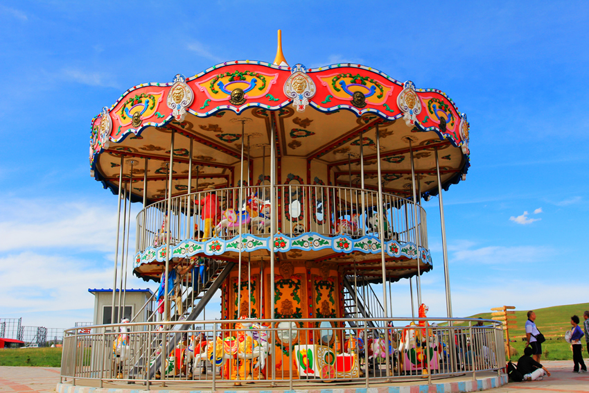 承德坝上草原嘉年华度假酒店一晚 双早 双人嘉年华套票(可选卡丁车