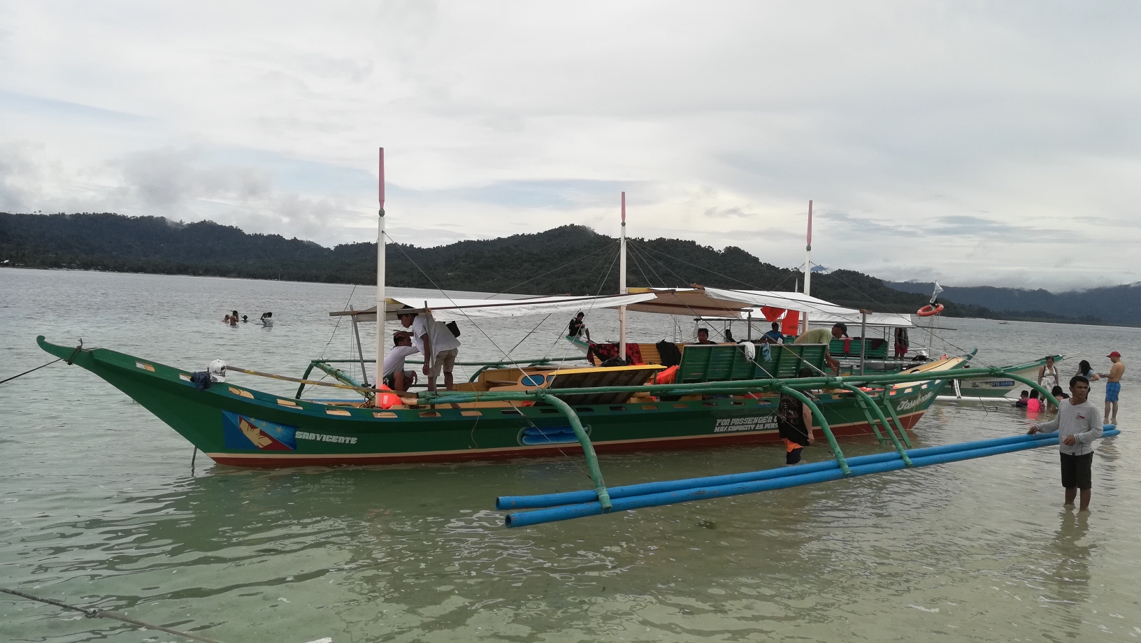 回复游记:菲律宾巴拉望群岛巴顿港(port barton)toura. tourb.