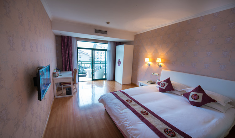 杭州 宋城千古情酒店西湖店住宿1晚(含双人宋城景区门票 贵宾席演出票