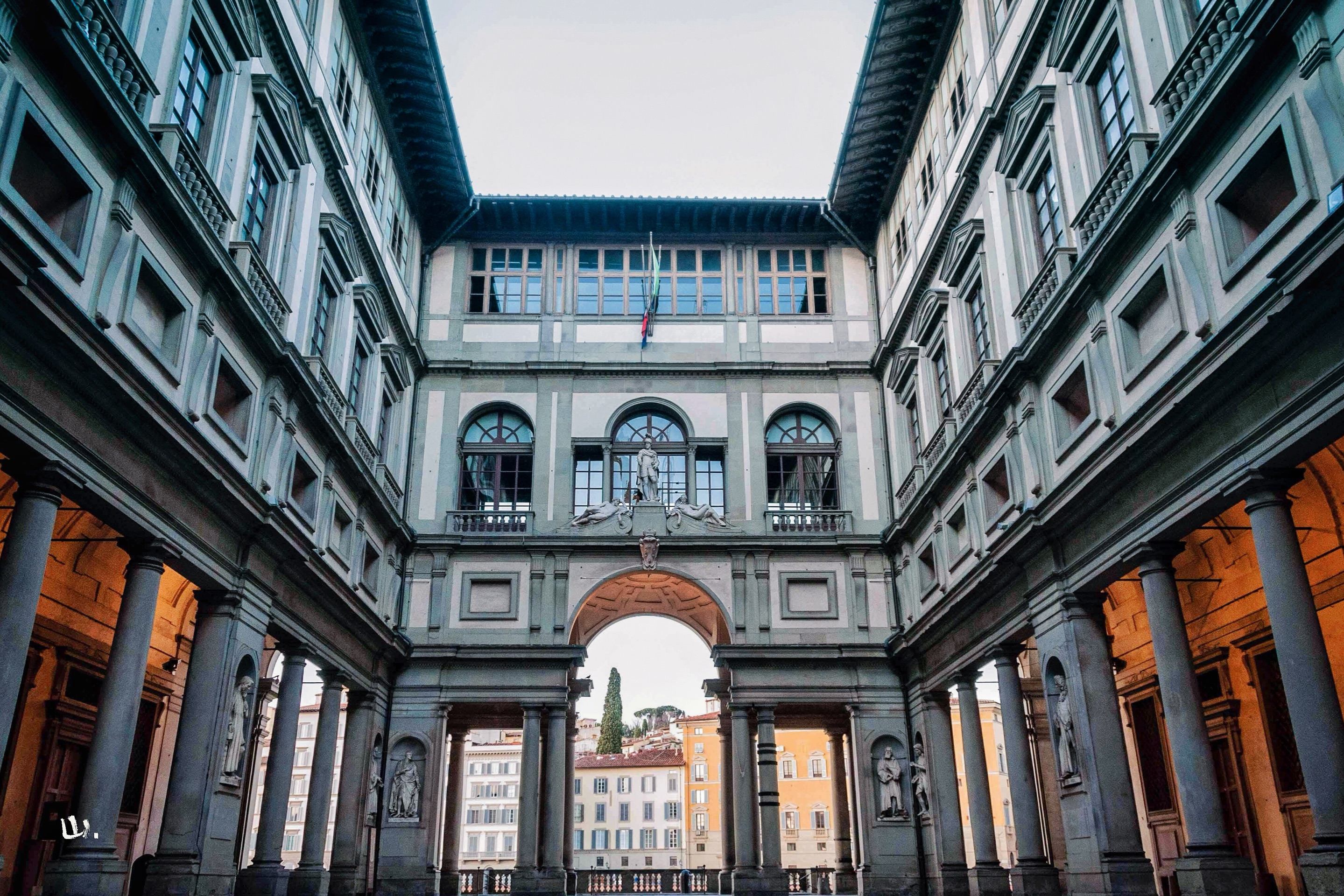 乌兰布统到佛罗伦萨旅游