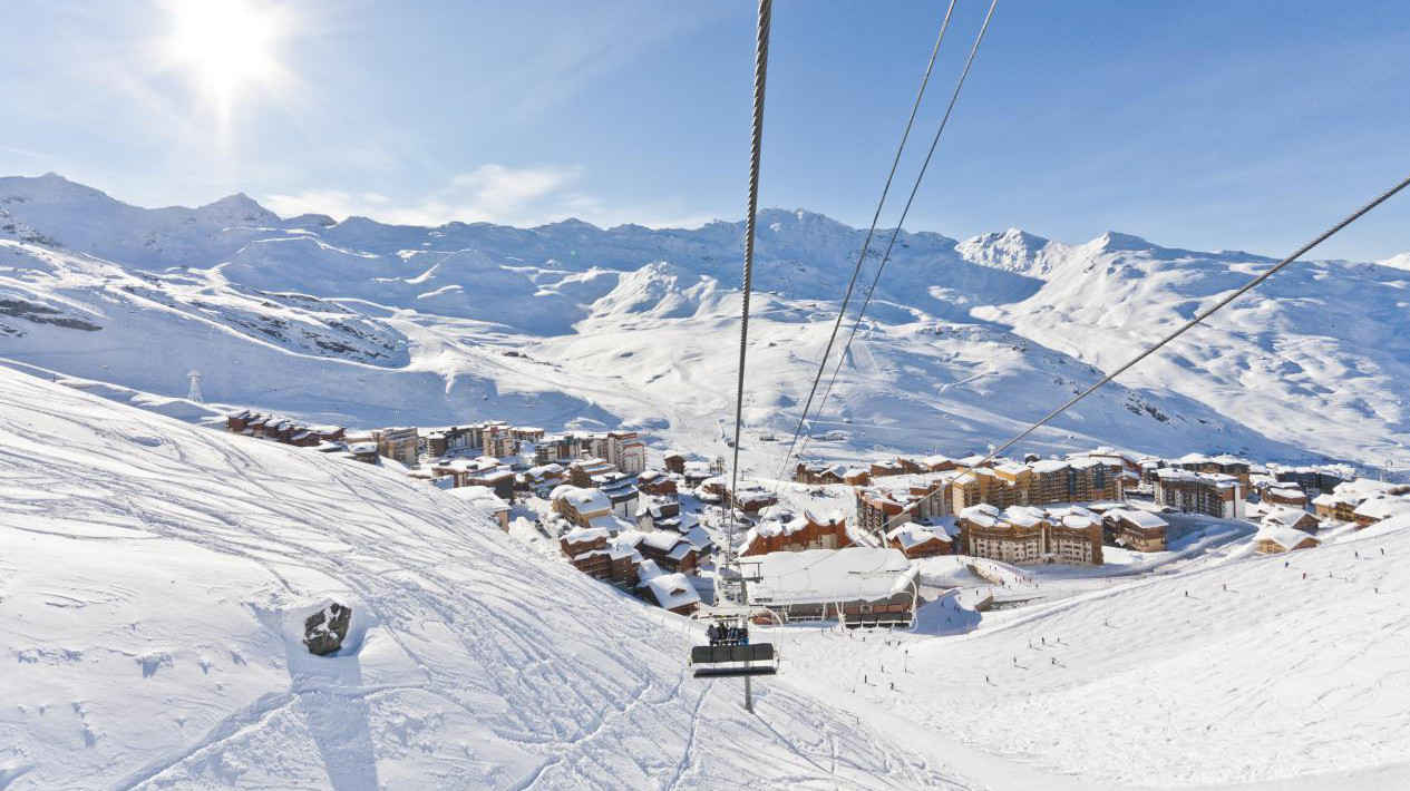 沉醉于上天的恩赐,在法国葱仁谷打开滑雪新世界