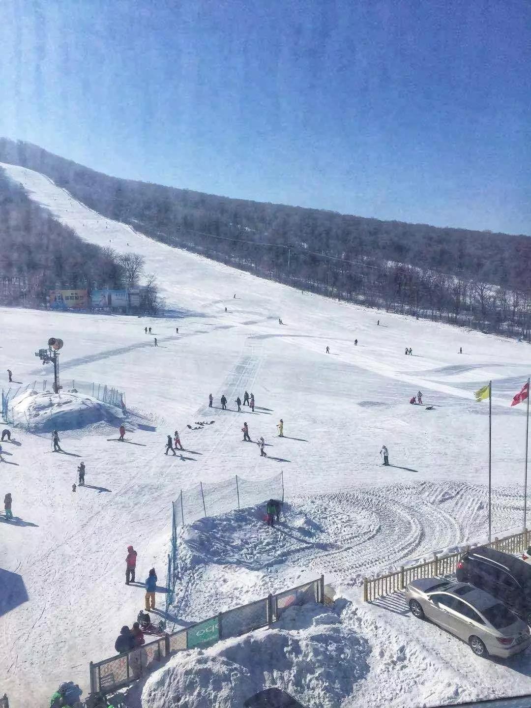 帽儿山哈体院滑雪场图片