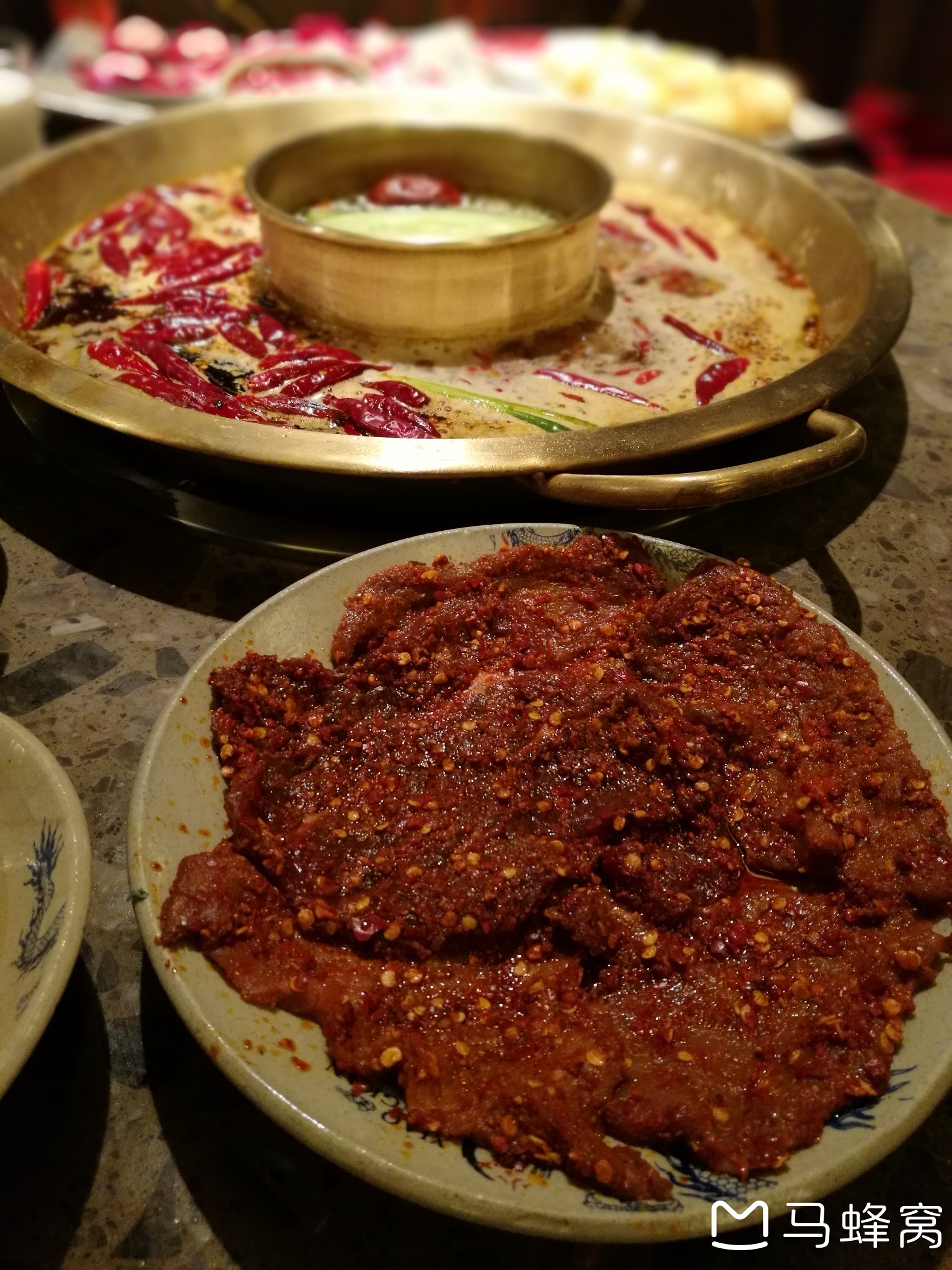 带上相机跟我一起出发,感受美食、美景。我和