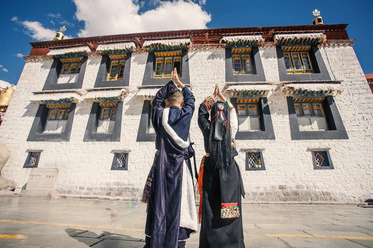 拉萨 八角街 羊卓雍措藏装写真