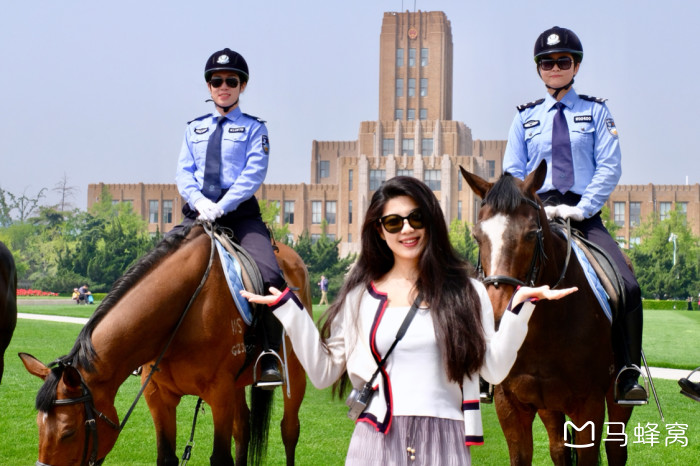 你在大连见过女骑兵吗?在哪里比较容易见到呢?可以和她们拍照吗?