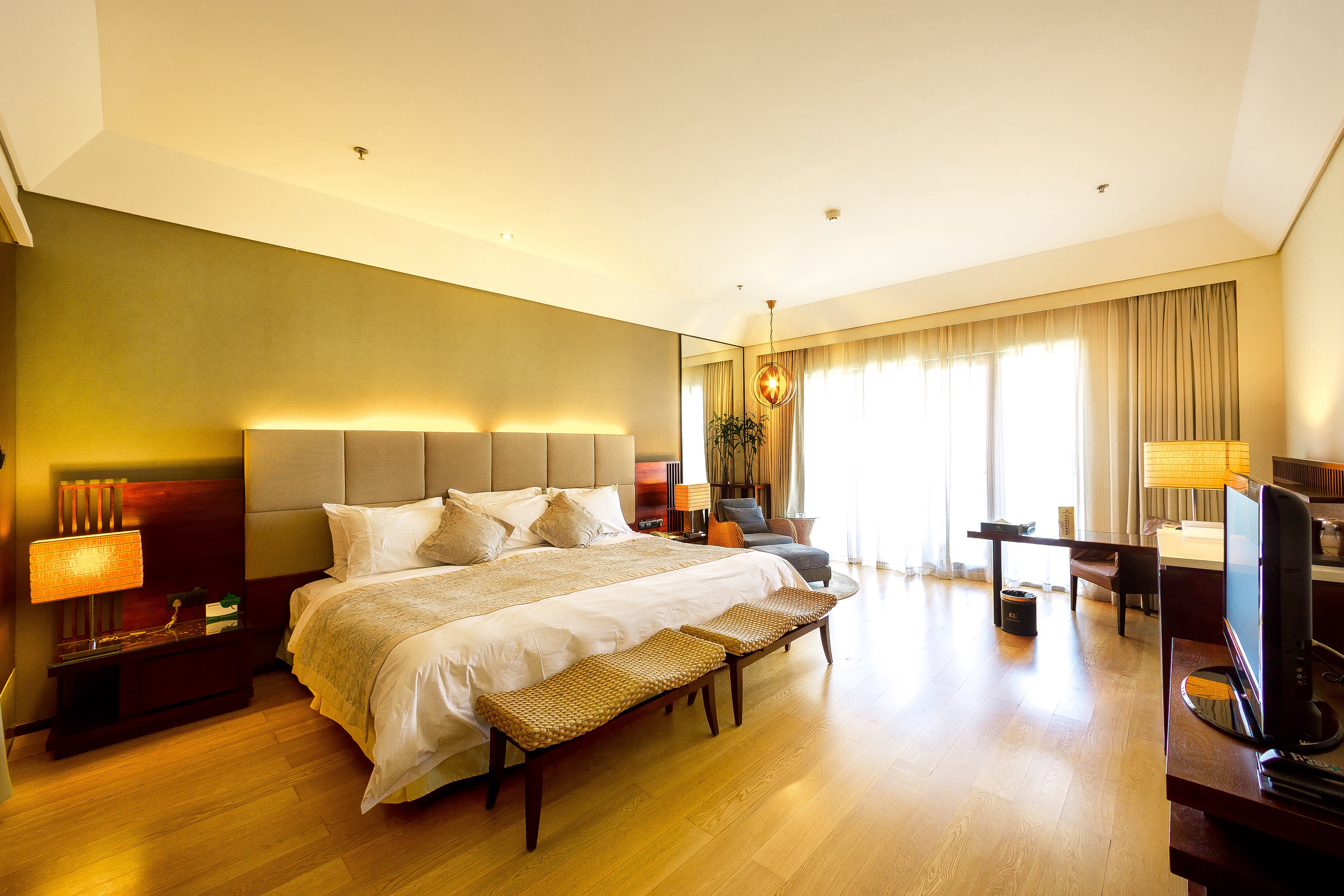 天津亿豪山水郡国际度假酒店 1晚 多房型可选 无早/双早 2大1小温泉票