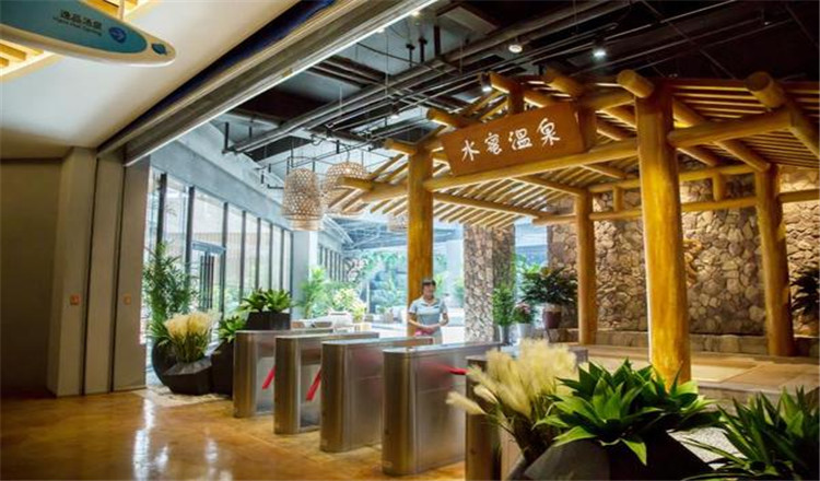 晋中水蜜芭莎温泉酒店 双人自助早餐 双人戏水乐园 温泉 汗蒸 洗浴