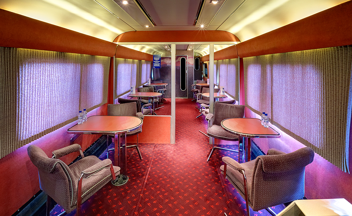 英国卧铺列车:铁轨上的星级住宿体验