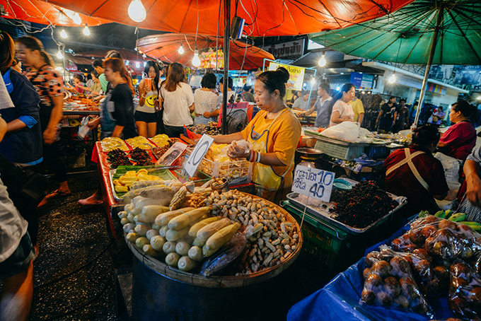             瓦落落市场 by cunnn