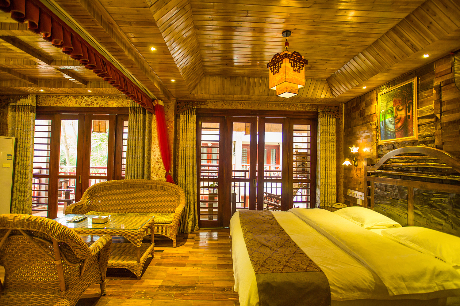 西双版纳凤尾竹客栈