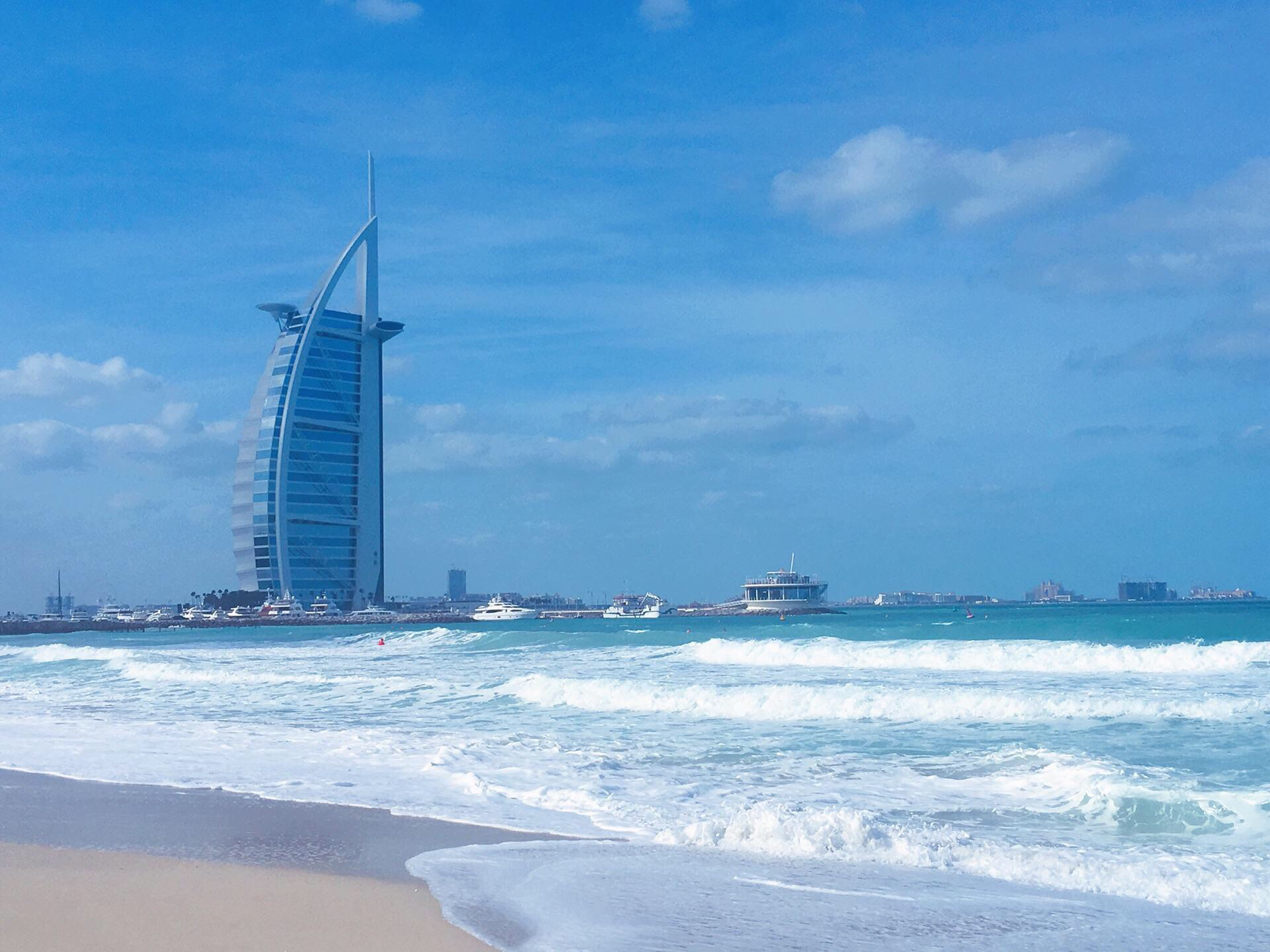 迪拜沙与海的完美之地