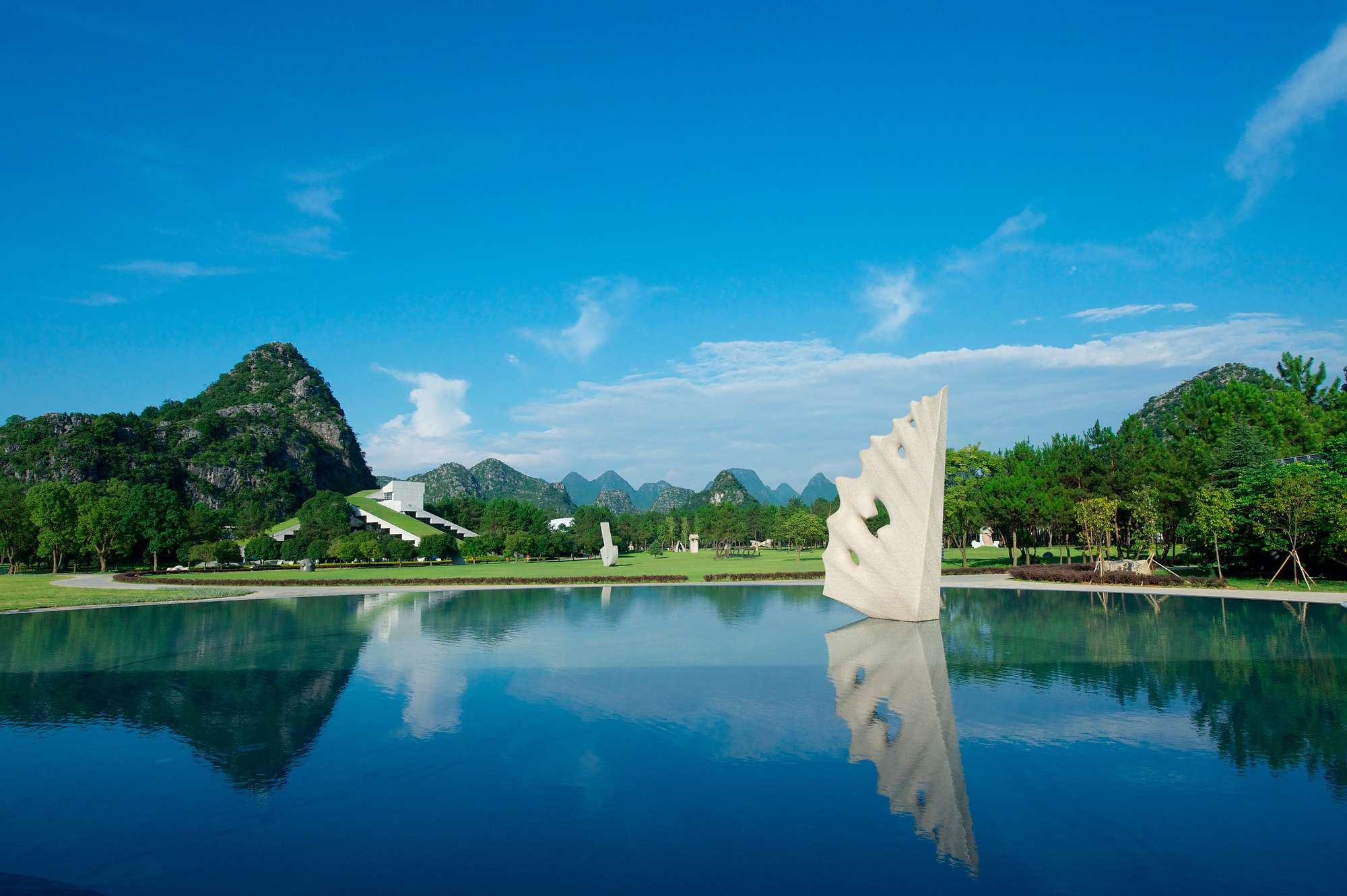 4月27日开业桂林clubmed亲子度假村2-4晚套餐每人价格(含三餐国际自助