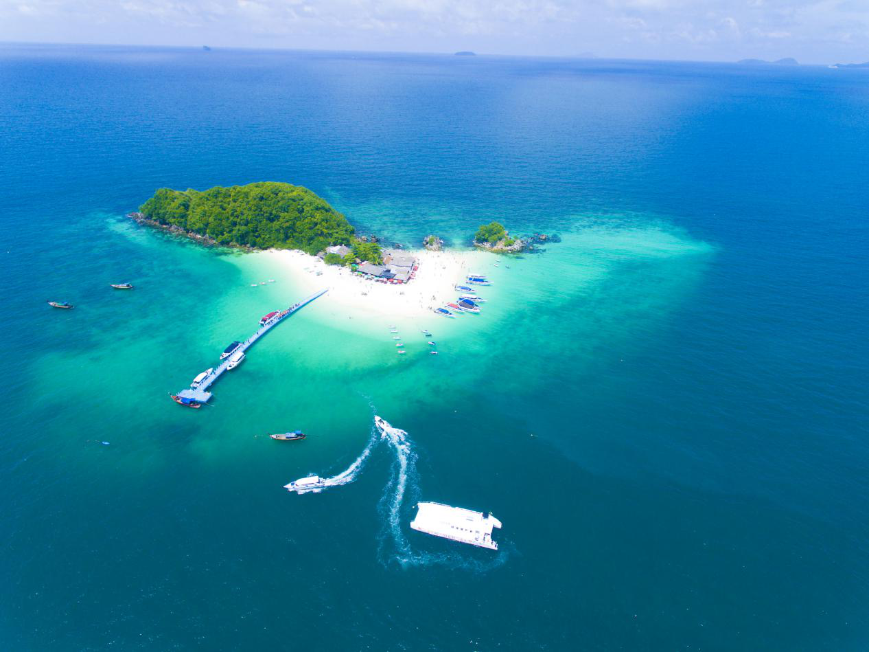              蛋岛航拍图 by网络