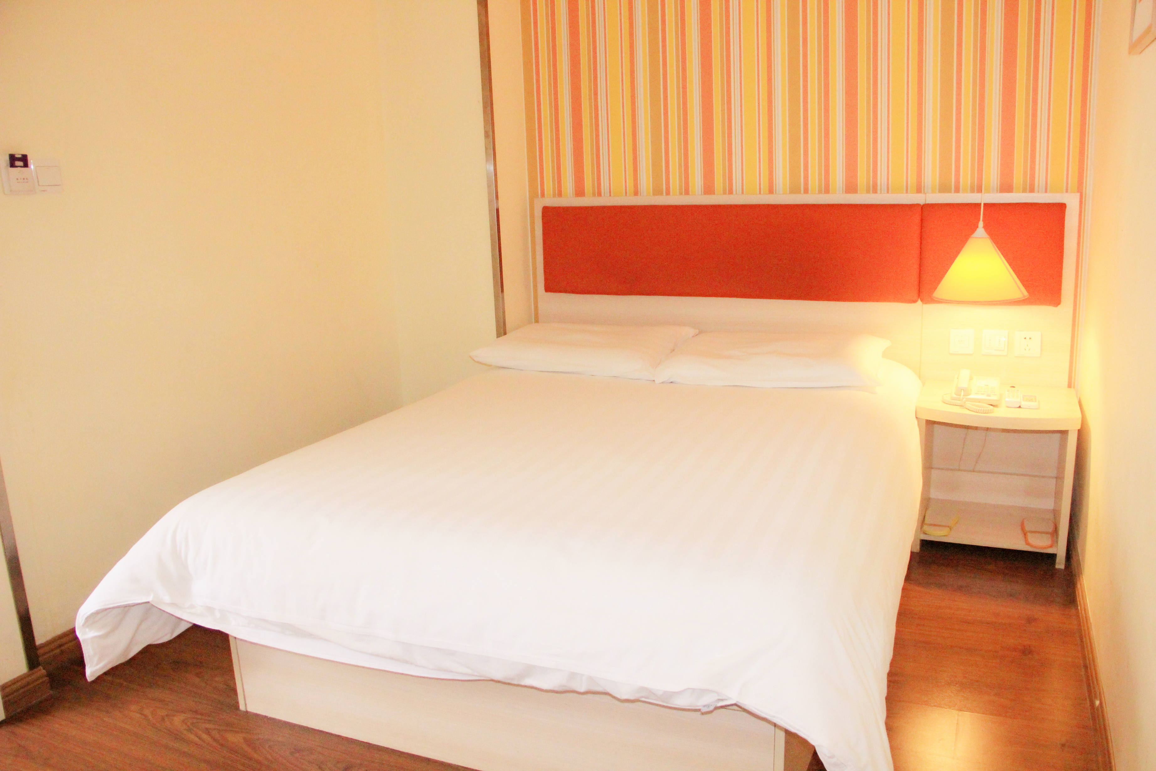 如家酒店(广元高铁站南河汽车站广州路店)