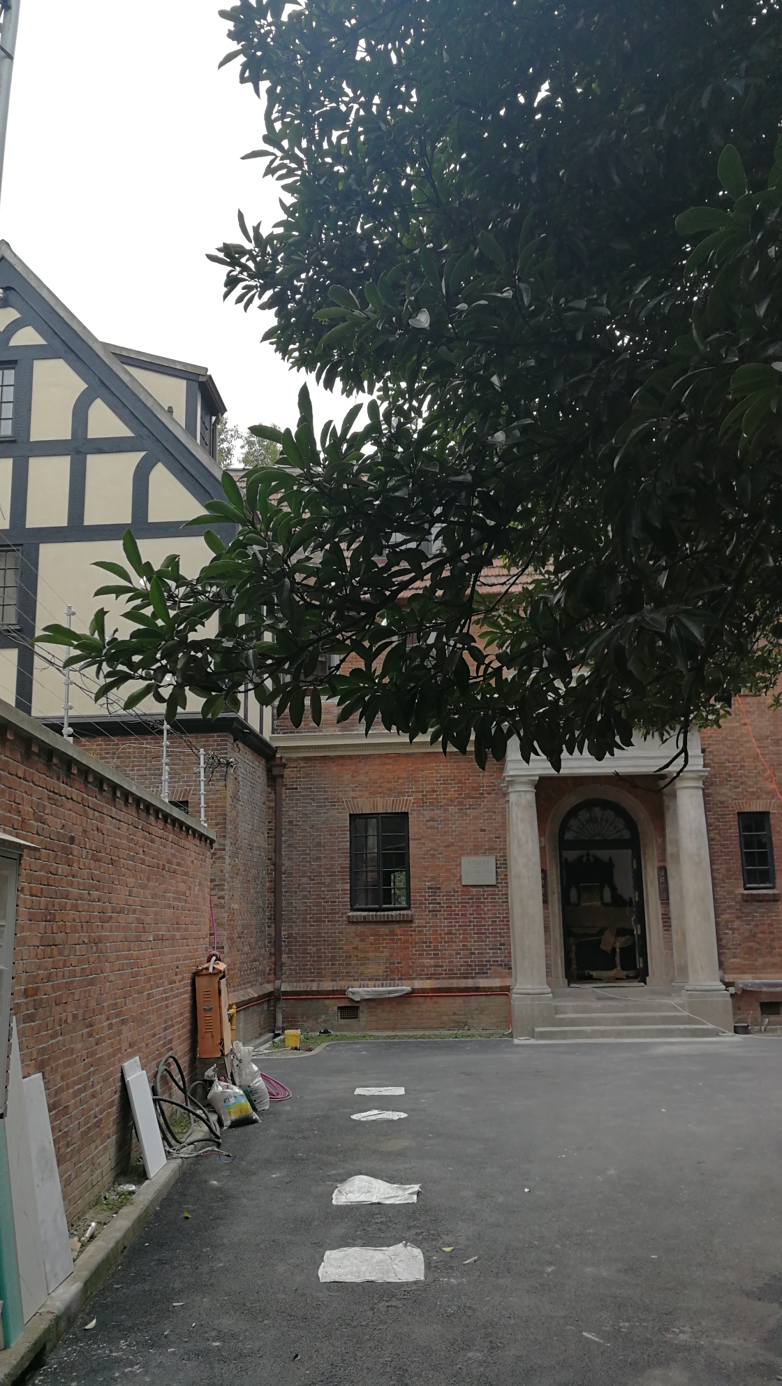 出发时间 / 2018-10-10 出行天数 / 1天 人物 / 一个人 593弄丨梅泉