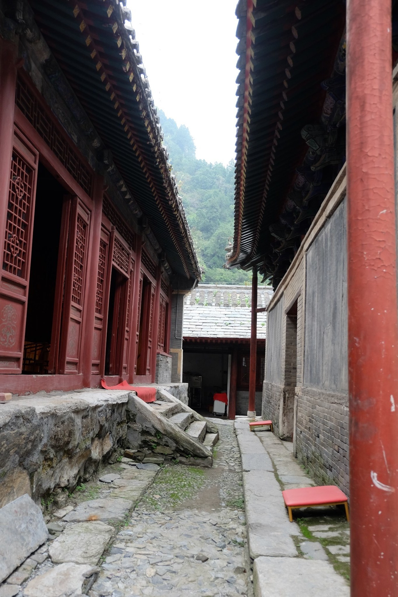 围着北京走一走之上方山华严洞,北京旅游攻略 - 马蜂窝