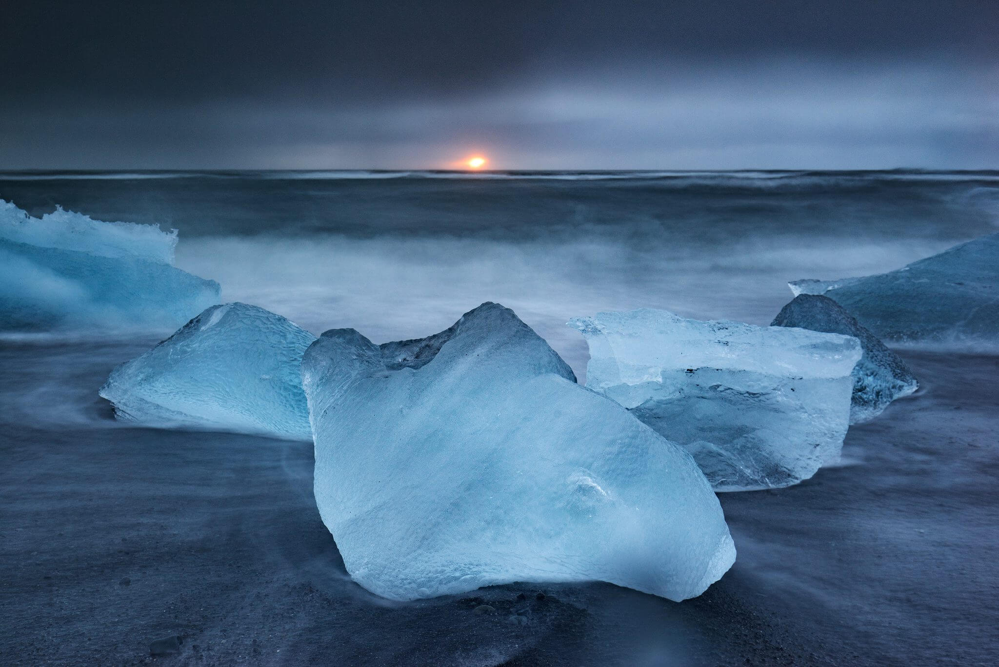 冰岛 瓦特纳冰川 杰古沙龙冰河湖两栖船/气垫船游船