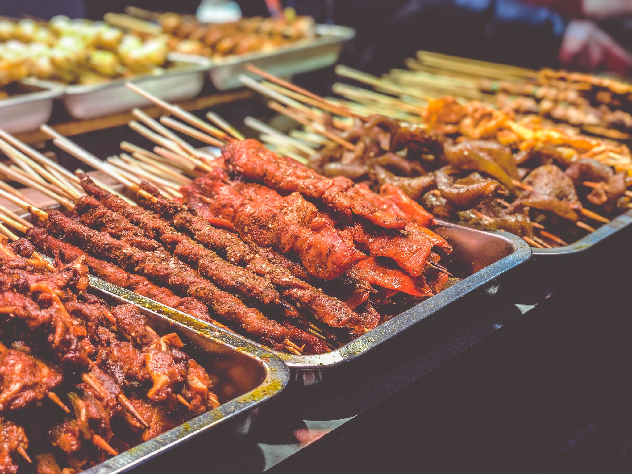 夜行成都:即將被遺忘的成都洪河半邊街夜市覓食指南