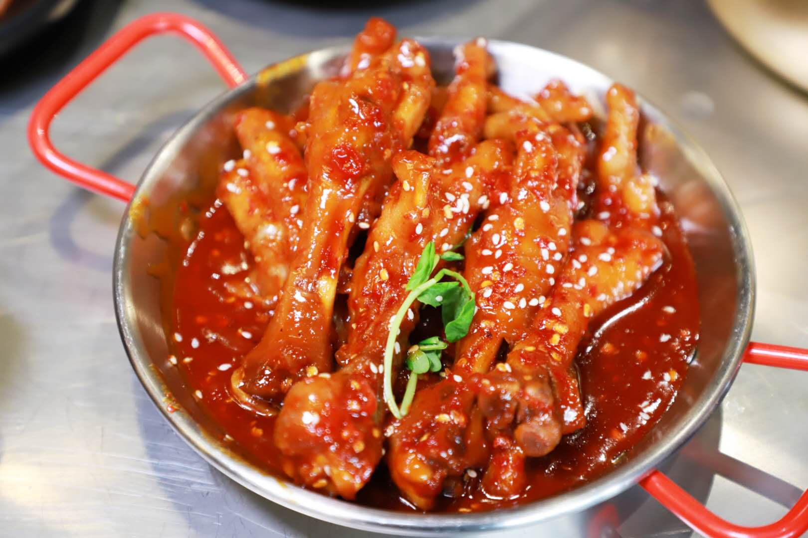 辣破喉咙的鸡爪?会爆珠的海灵菇?韩式米酒菜,真香! - 马蜂窝