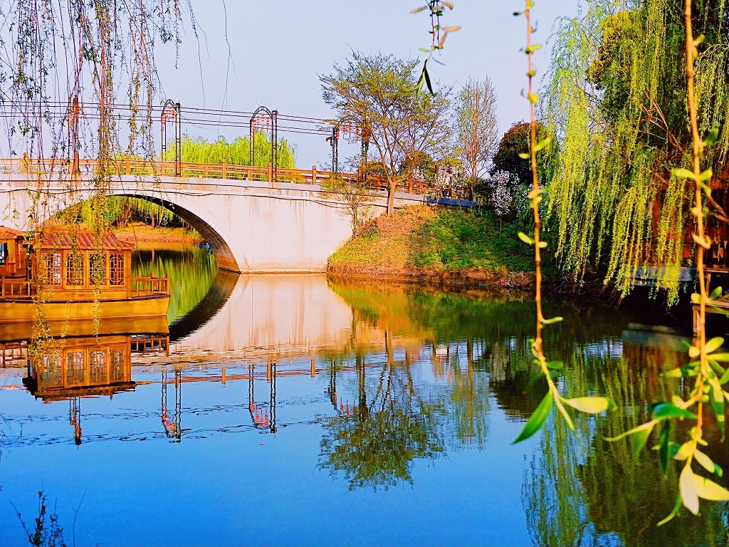 欢墅·度假村(泰州溱湖绿洲店)