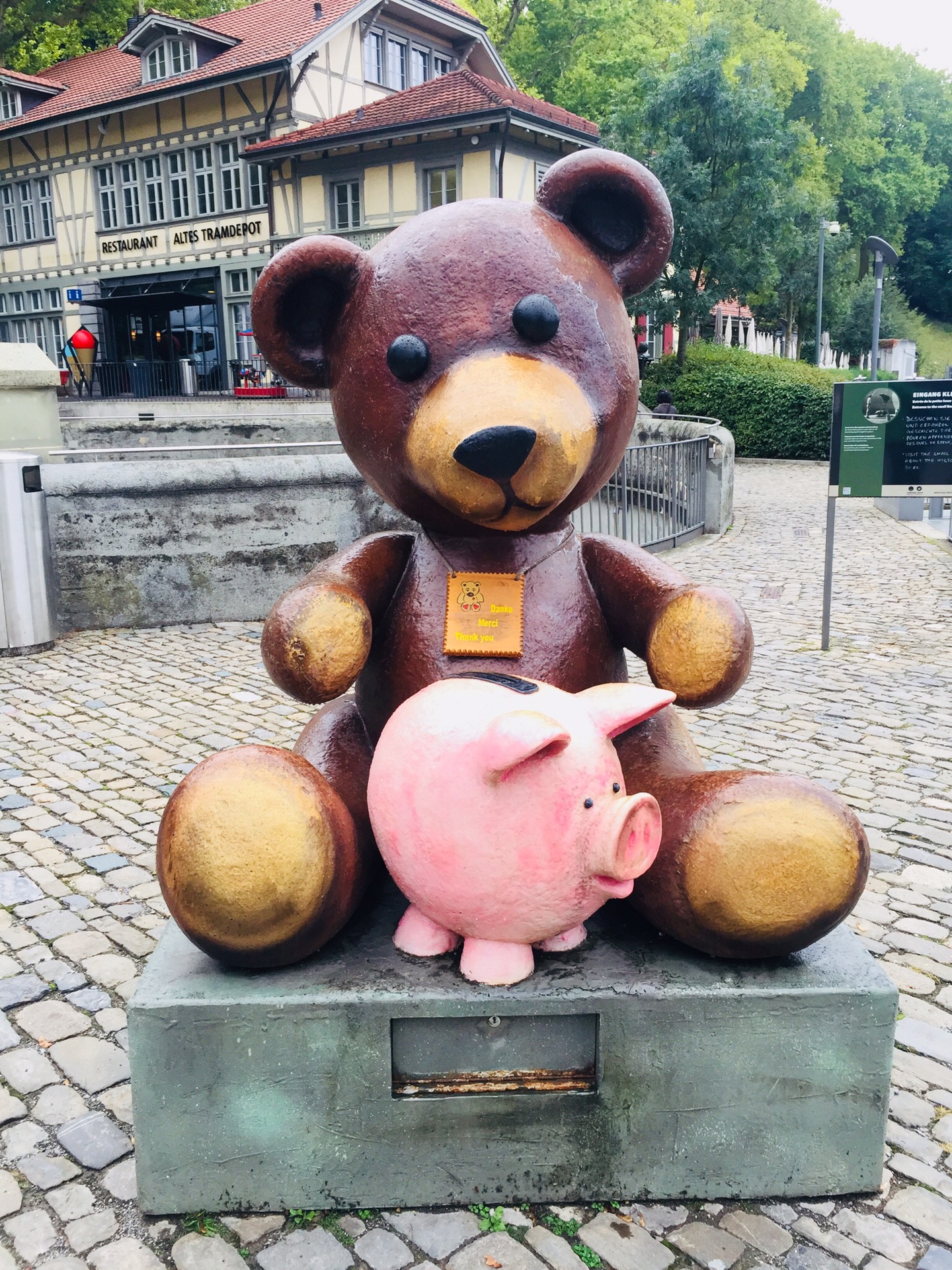 【伯尔尼景点图片】熊苑