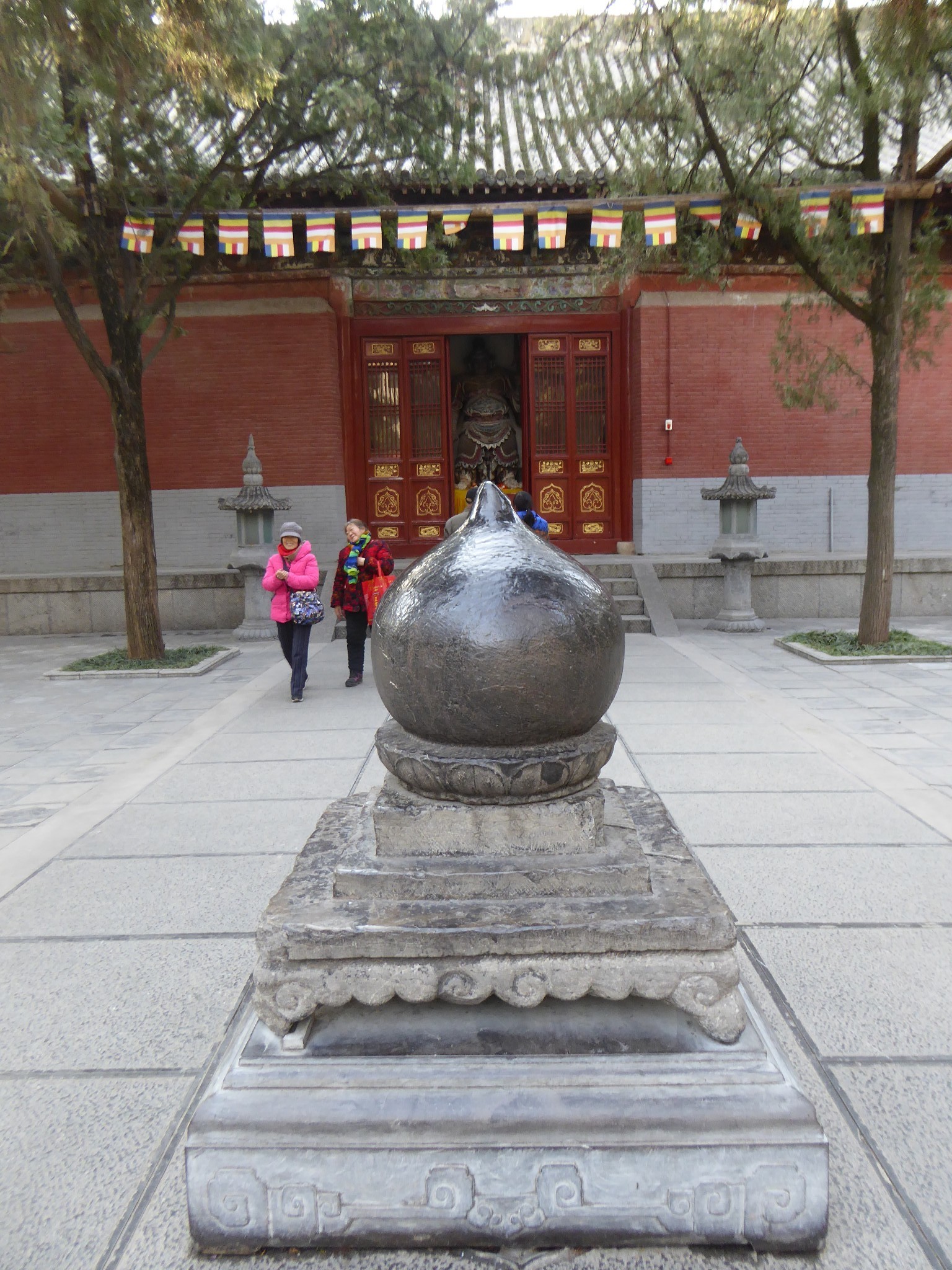 " 一个不得不去的地方,中国第一古刹--洛阳白马寺.