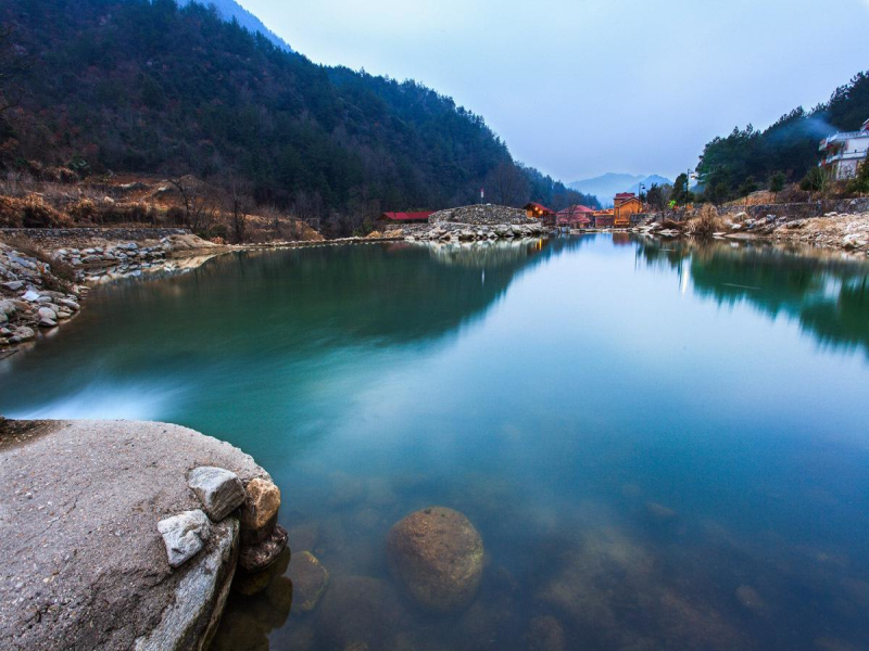 安徽嶽西明堂山天悅灣溫泉登山休閒養生2日遊