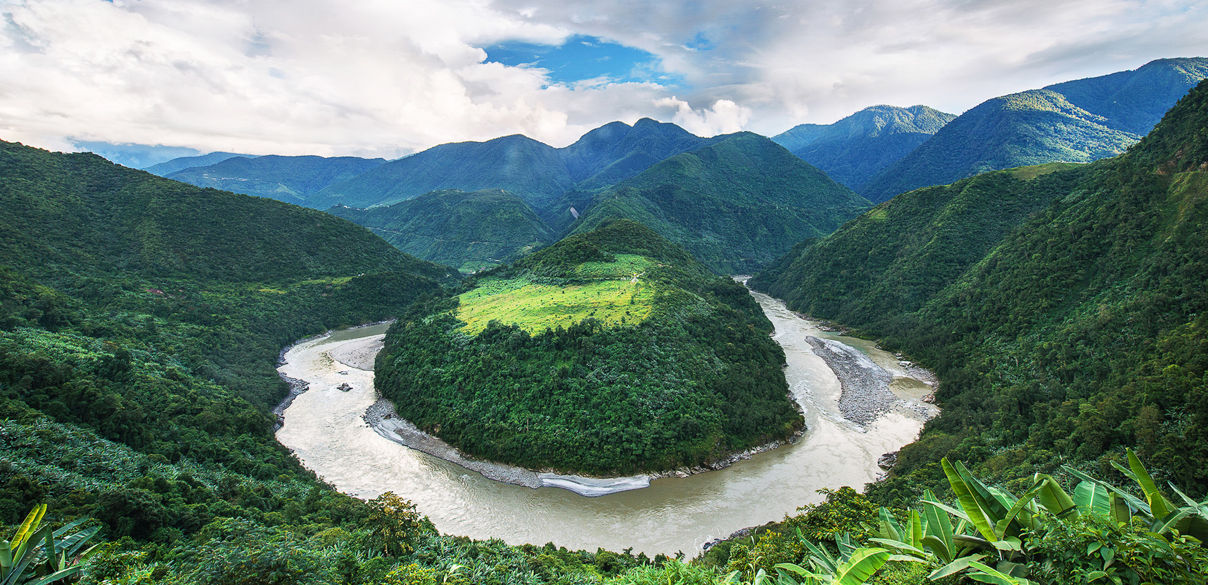             墨脱果果糖大拐弯