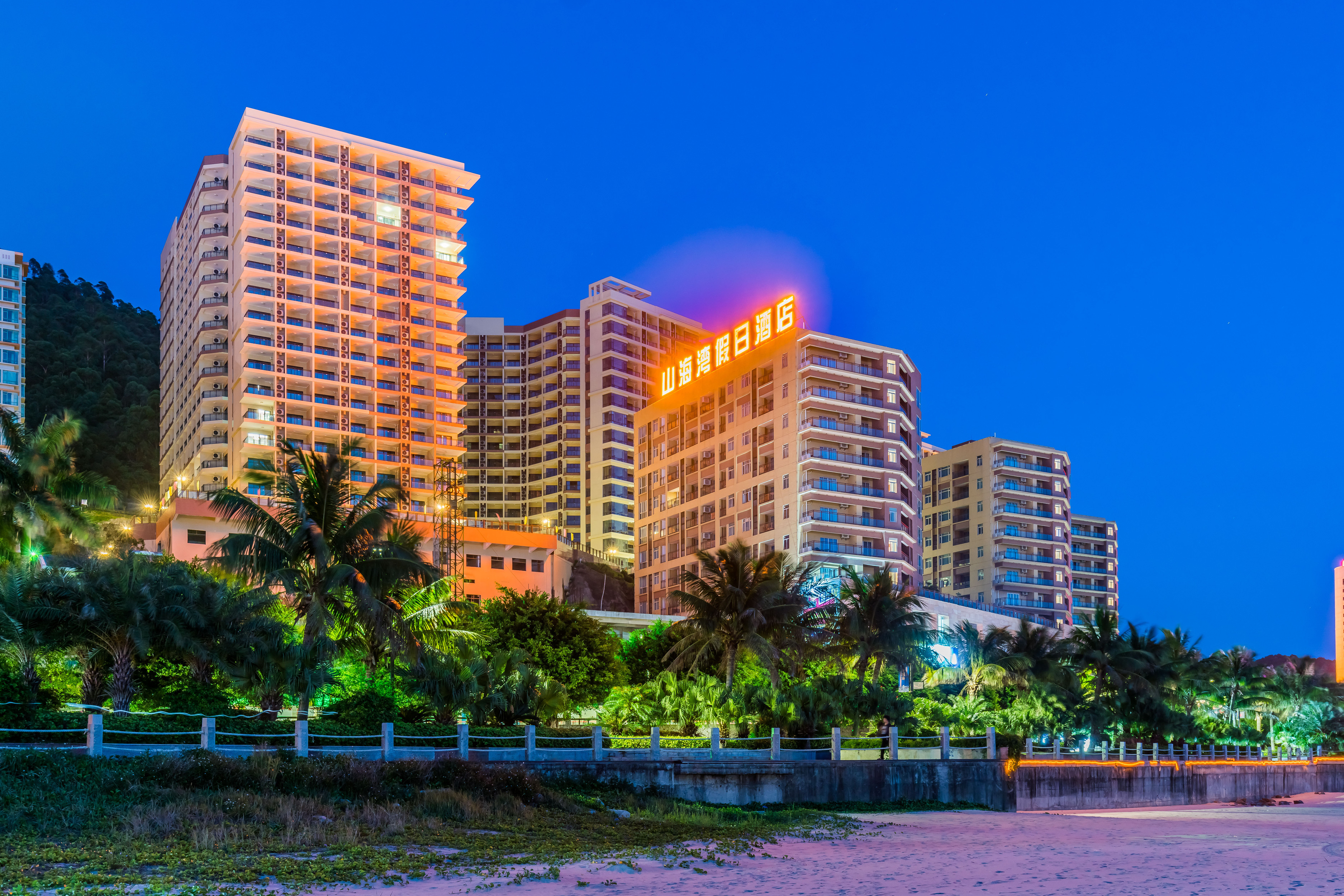 特惠i阳江海陵岛闸坡山海湾假日酒店一晚一线海景房观景大阳台看日出