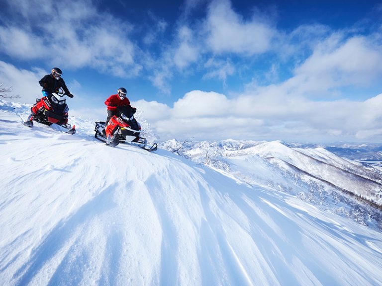 在北海道tomamu滑雪场,享受应有尽有的雪上活动!