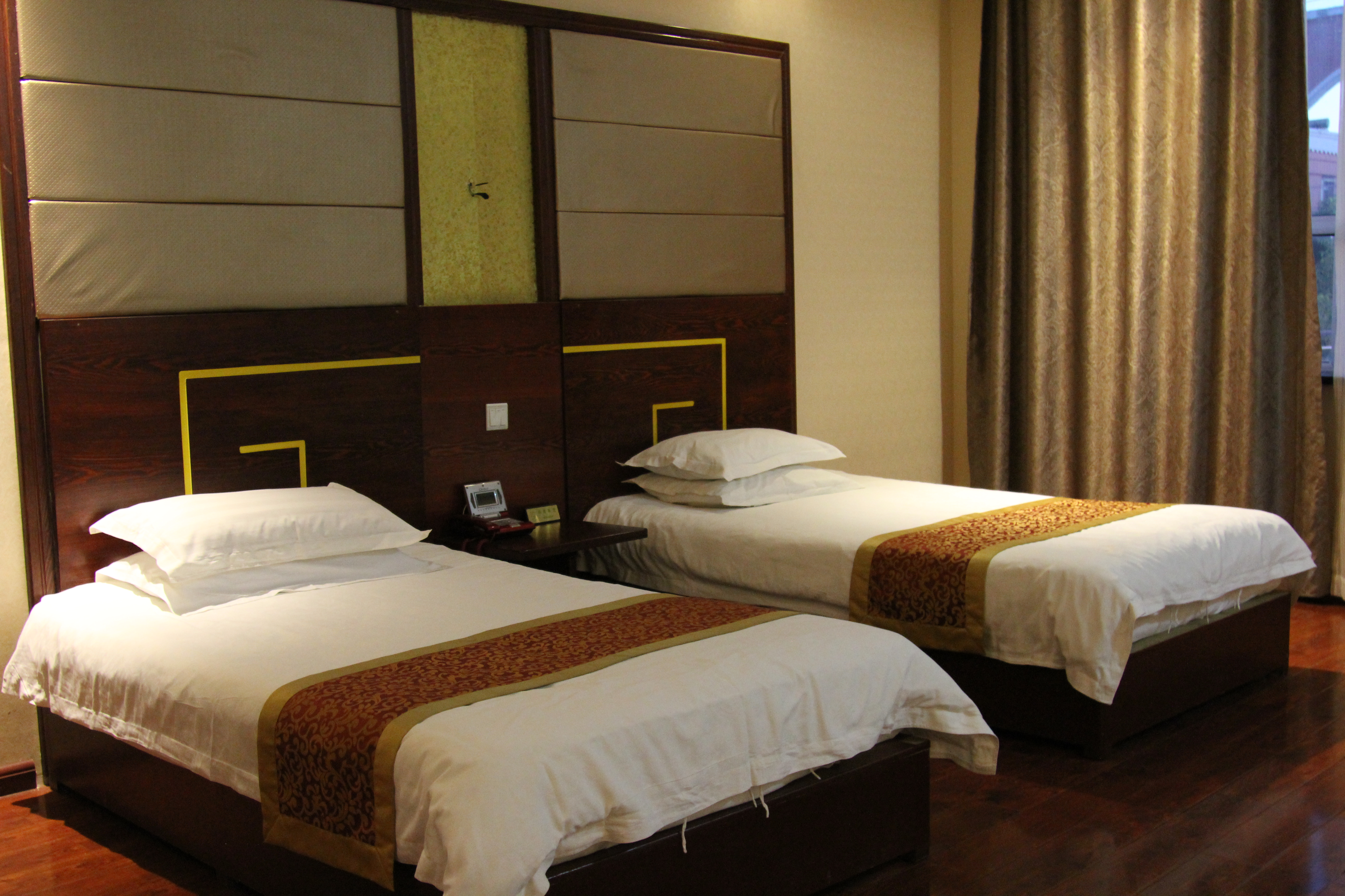 霍城美时美刻商务酒店