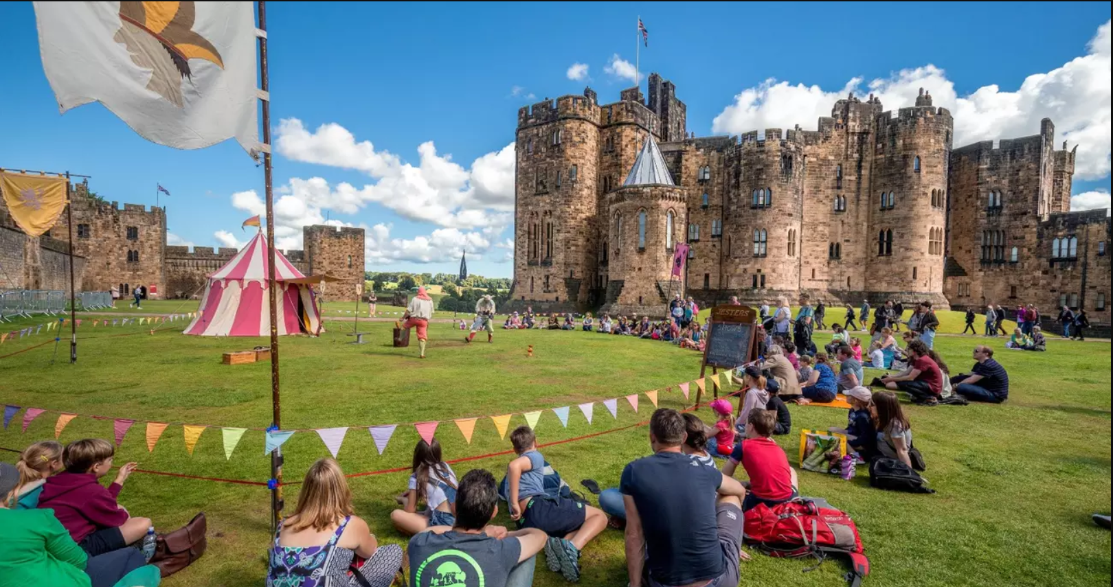 英国苏格兰奇幻古堡探索安尼克城堡与苏格兰边区一日游