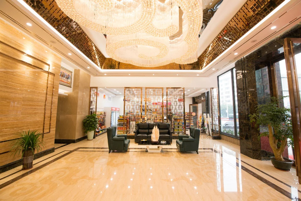 连州铂威酒店住宿一晚 双人早餐(登清远天梯金子山体验玻璃廊桥 行摄