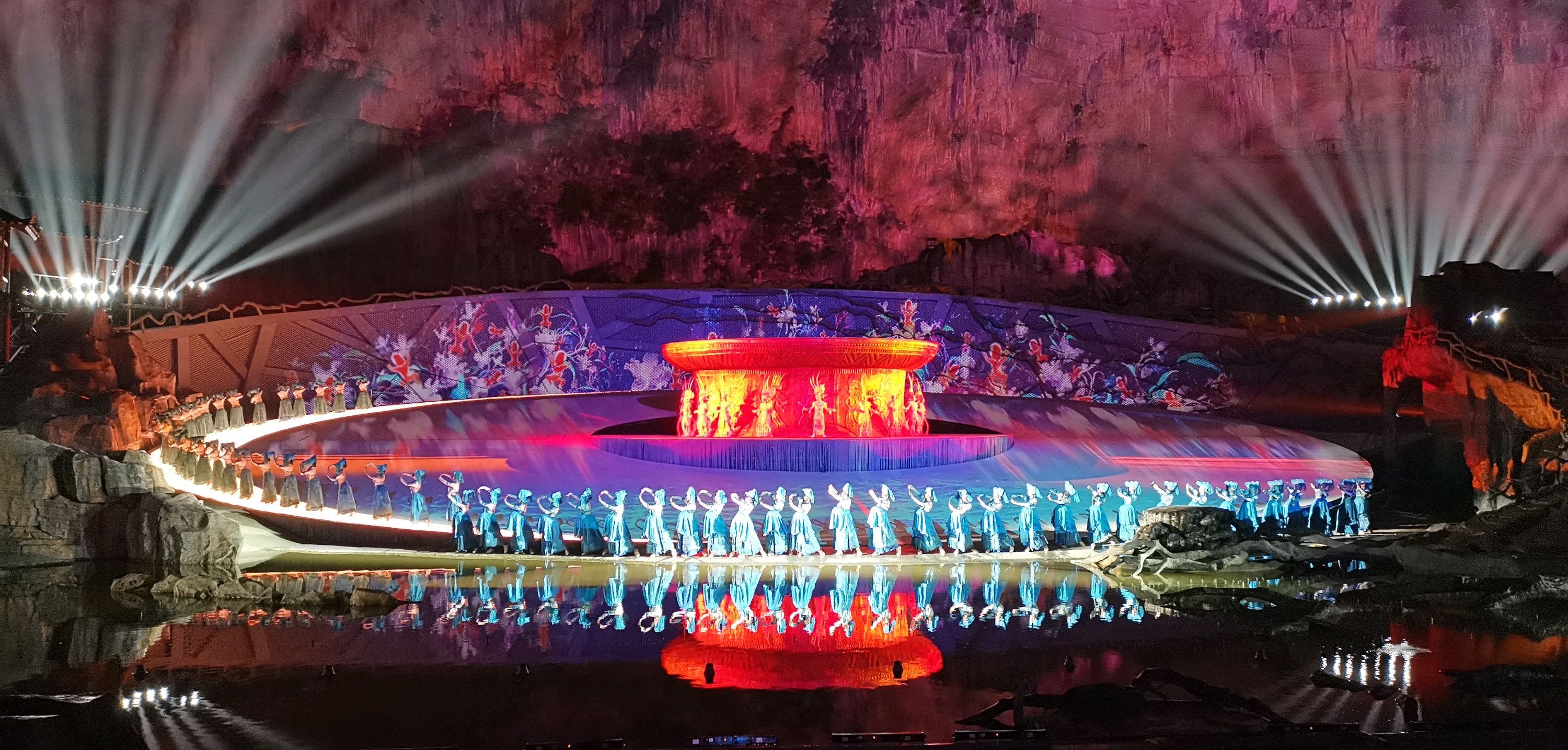 《花山》实景演出
