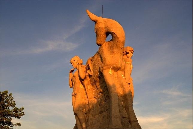 三亚市鹿回头广场