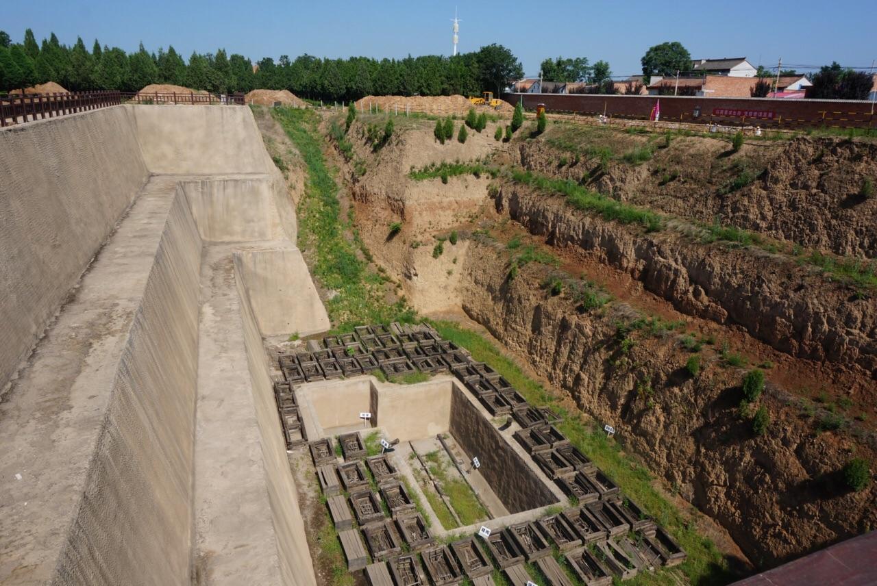春秋时期秦国国君秦景公  古墓级别:帝王陵  地宫看点:超大中字型墓坑