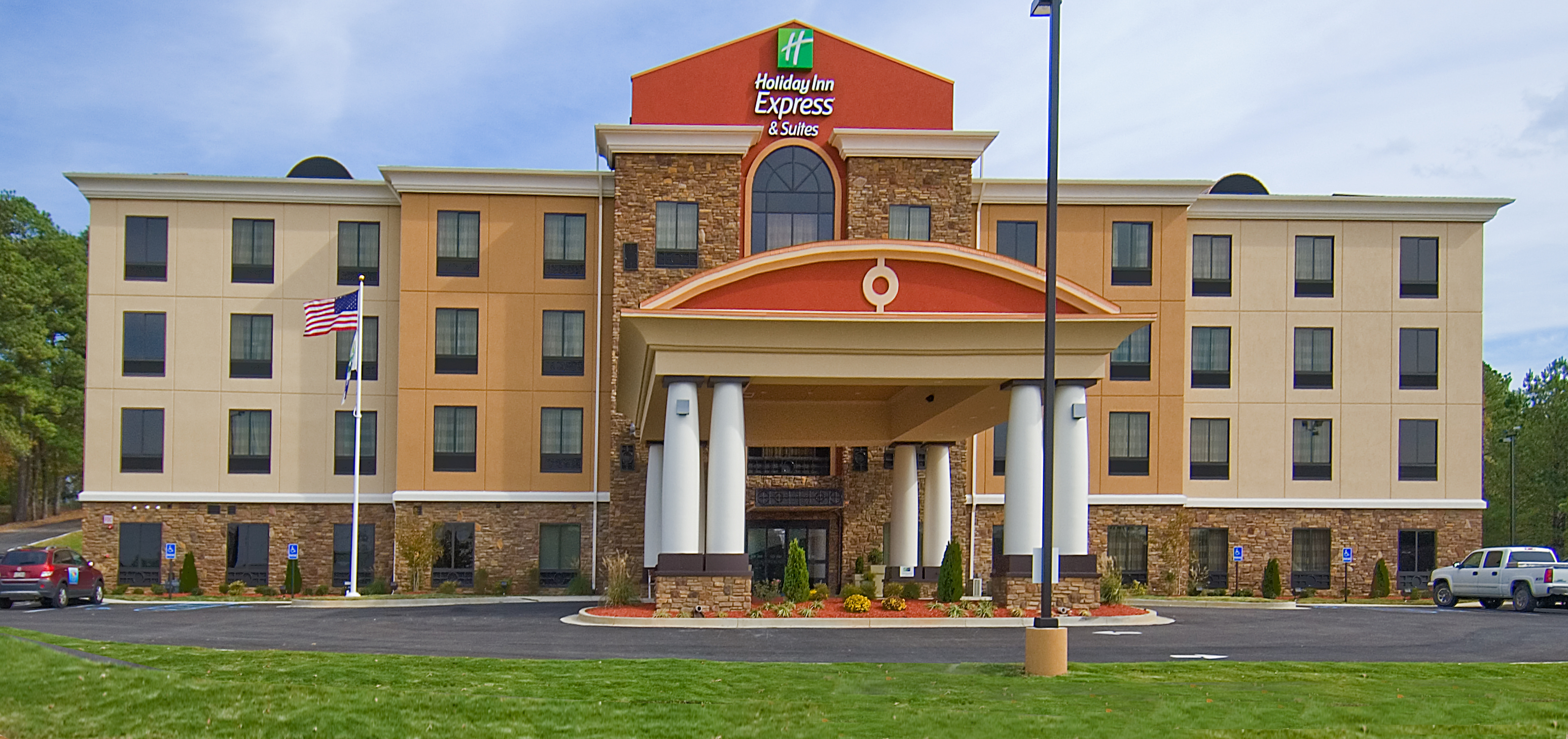 富尔顿智选假日酒店及套房