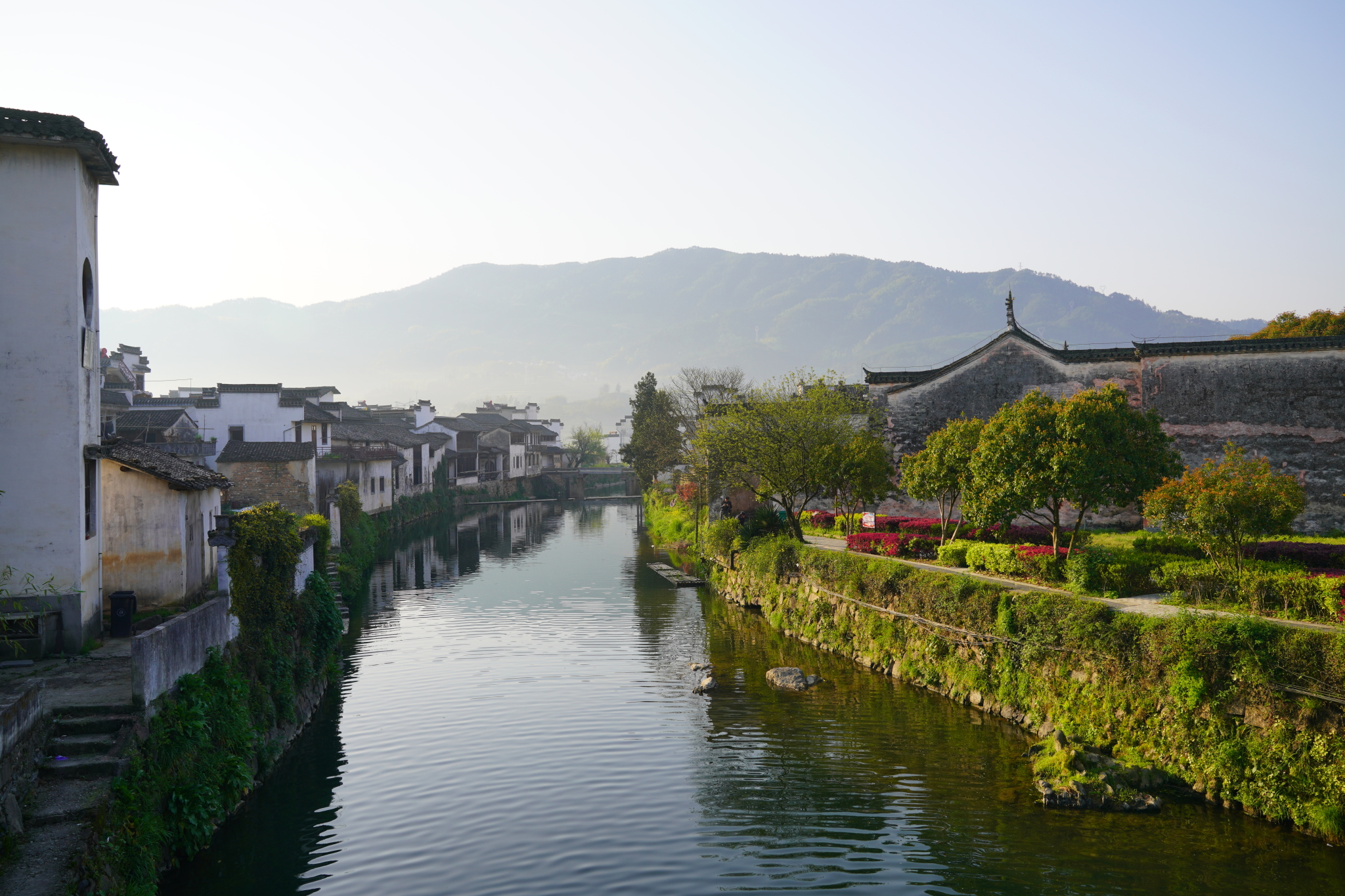 安徽黃山——宏村——徽州古城——屯溪老街——呈坎,四晚五天自駕遊.