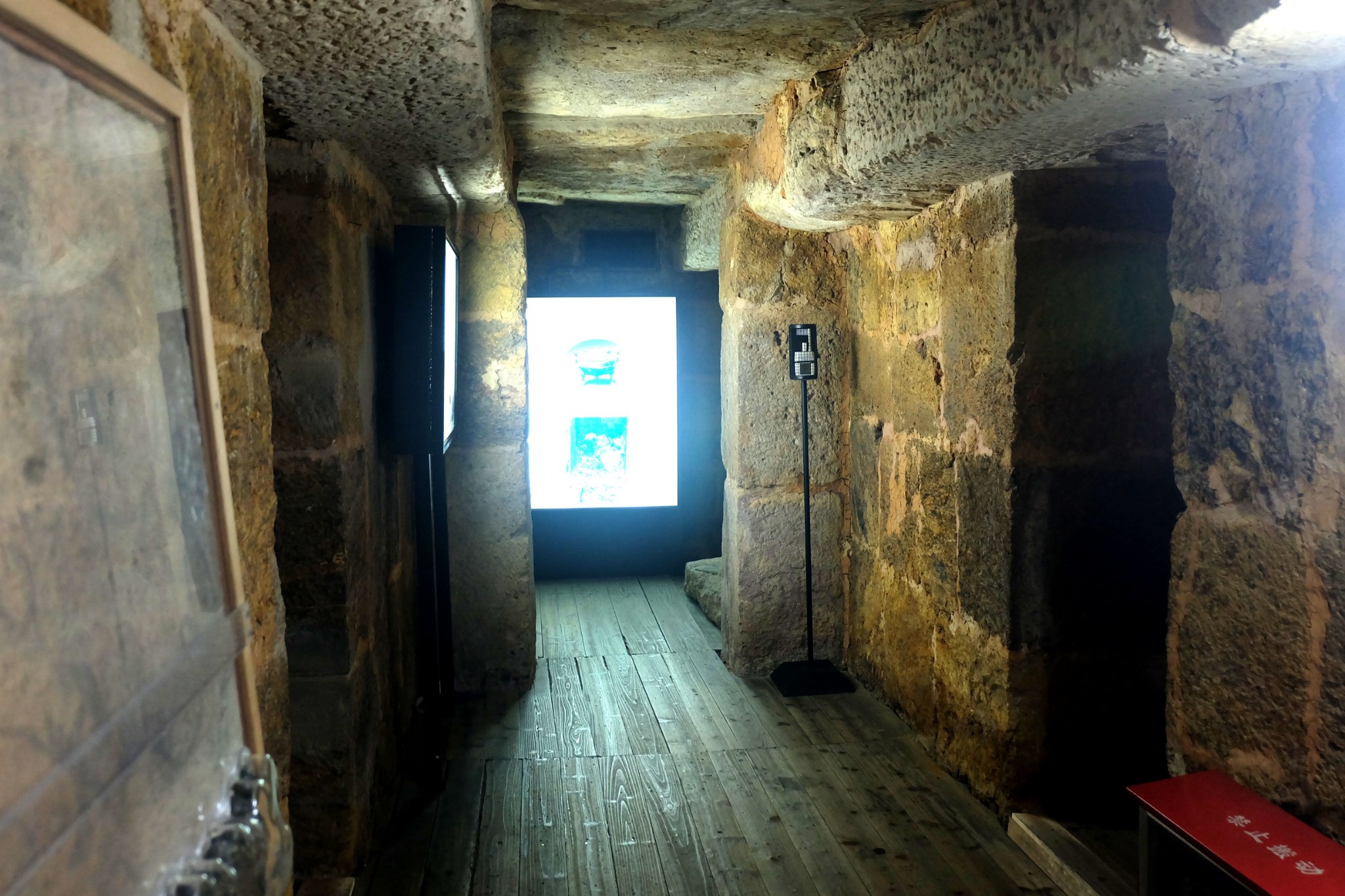 寻龙探墓盗墓小说迷不可错过的15处古墓地宫