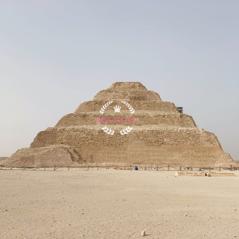塞加拉金字塔群图片