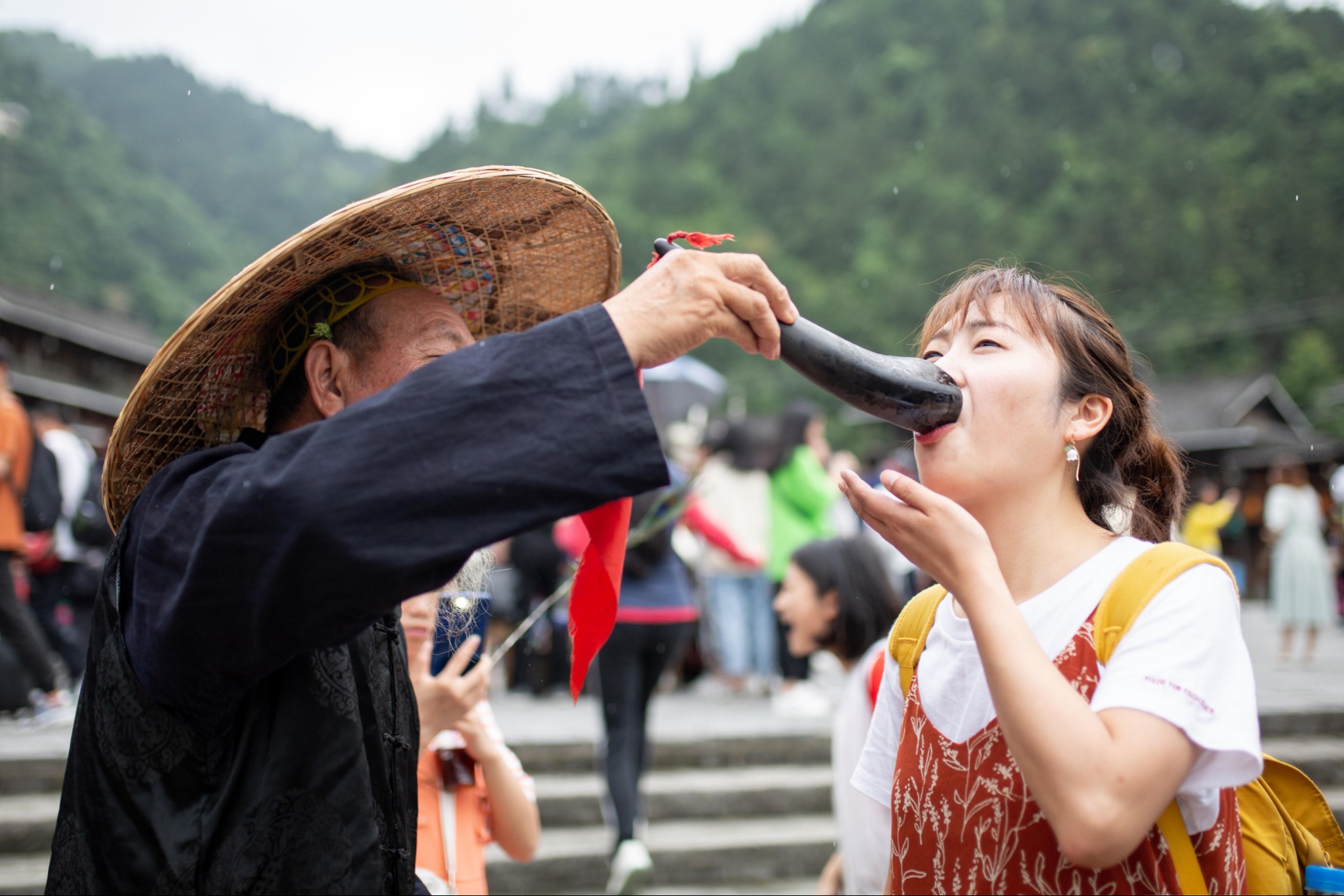              西江苗寨拦门酒 by